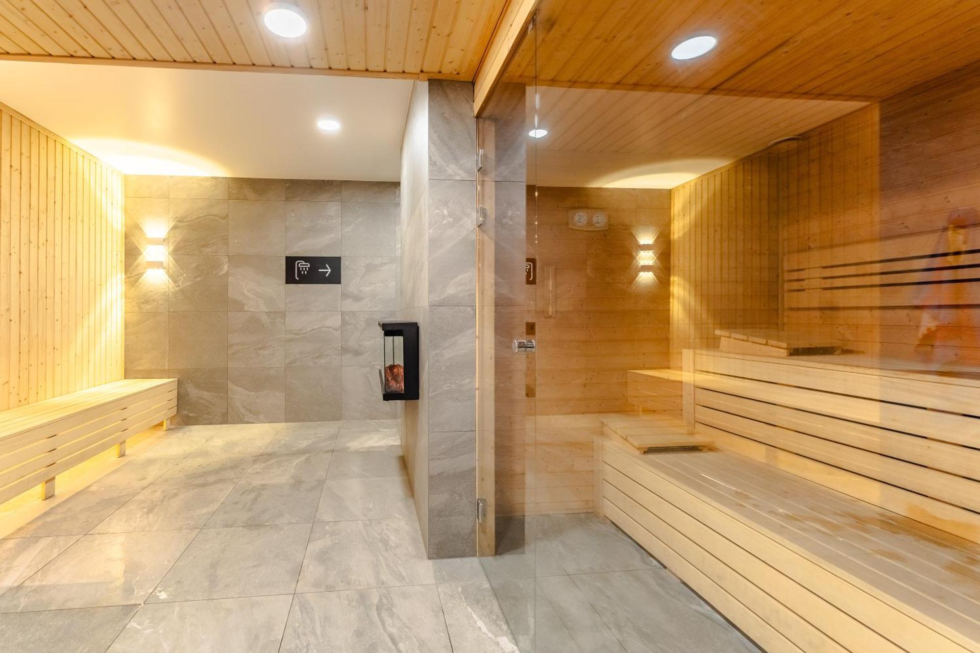 Molo Port Apartment *